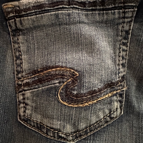 Silver Jeans crop distressed denim Size 29 - Picture 8 of 10